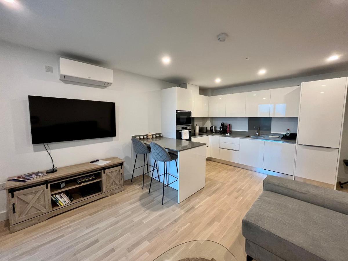 Modern Apartment With Spa And Pool Gibraltar Extérieur photo