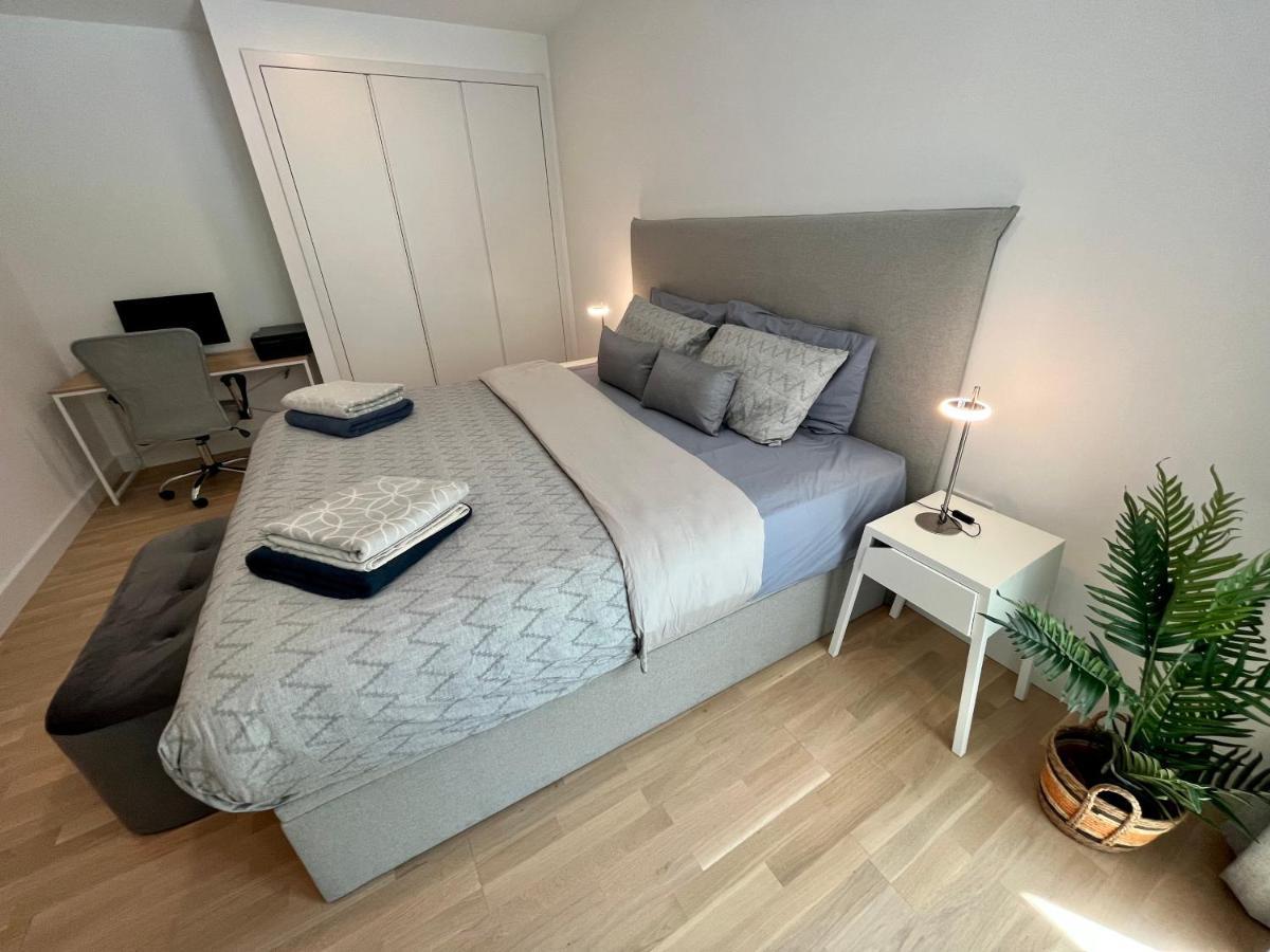 Modern Apartment With Spa And Pool Gibraltar Extérieur photo